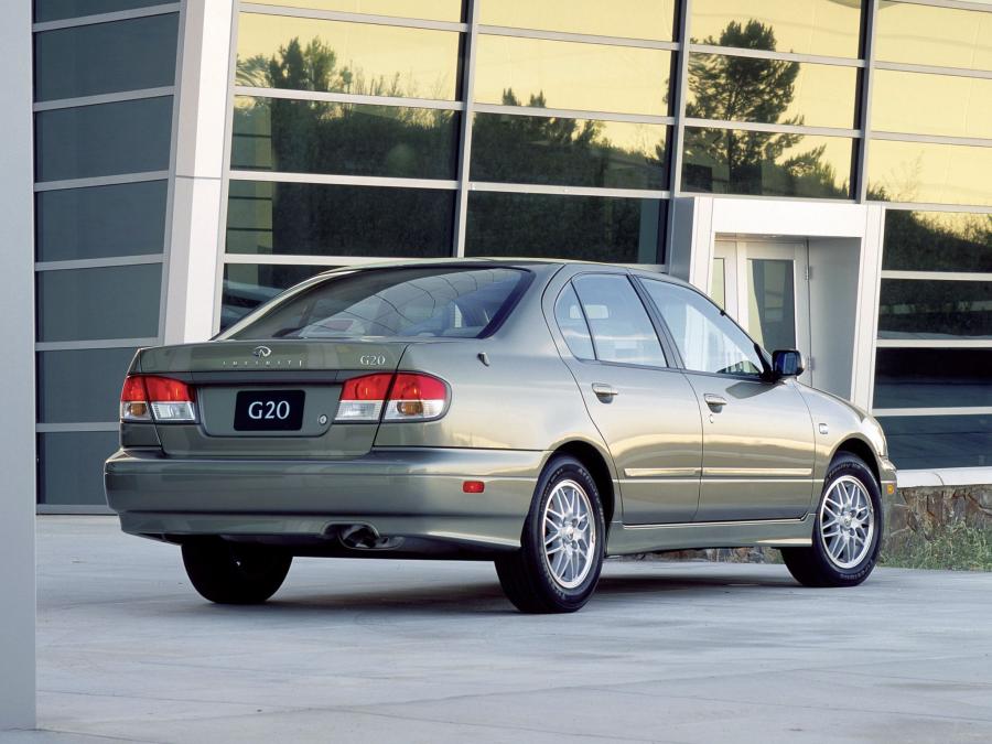  Infiniti G20 1998 года  (фото 6 из 12)